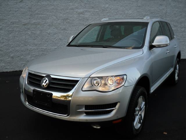 Volkswagen Touareg 2 2008 photo 1