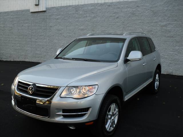 Volkswagen Touareg 2 2008 photo 3