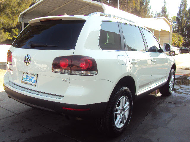 Volkswagen Touareg 2 2008 photo 5