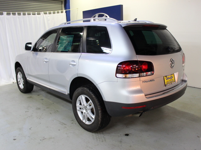 Volkswagen Touareg 2 2008 photo 2