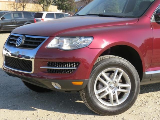 Volkswagen Touareg 2 2008 photo 1