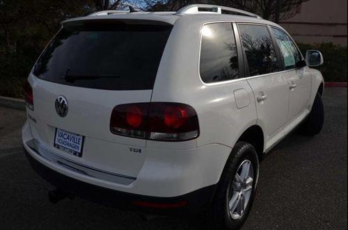 Volkswagen Touareg 2 2009 photo 2