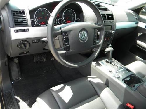 Volkswagen Touareg 2 LT 4WD Other