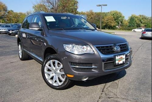 Volkswagen Touareg 2 2009 photo 2