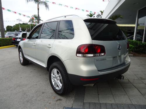 Volkswagen Touareg 2 2009 photo 3