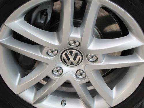 Volkswagen Touareg 2 LT 4WD Other