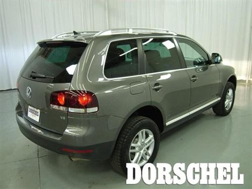 Volkswagen Touareg 2 2010 photo 3