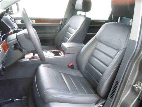 Volkswagen Touareg 2 2010 photo 3