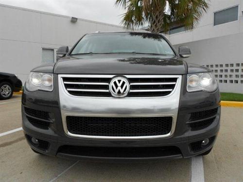 Volkswagen Touareg 2 2010 photo 1