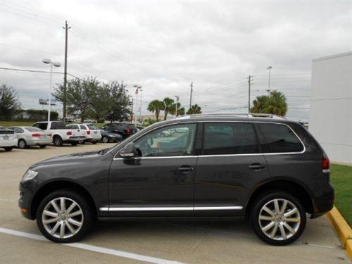 Volkswagen Touareg 2 2010 photo 3