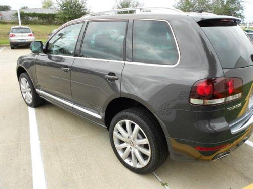 Volkswagen Touareg 2 2010 photo 4