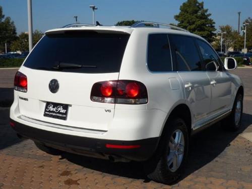 Volkswagen Touareg 2 2010 photo 1