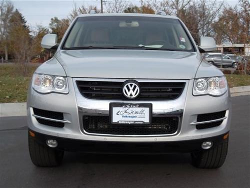 Volkswagen Touareg 2 LT 4WD Other