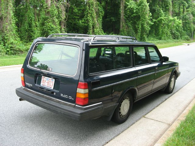 Volvo 240 1988 photo 31