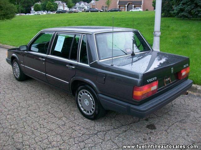 Volvo 740 Series 1990 photo 4