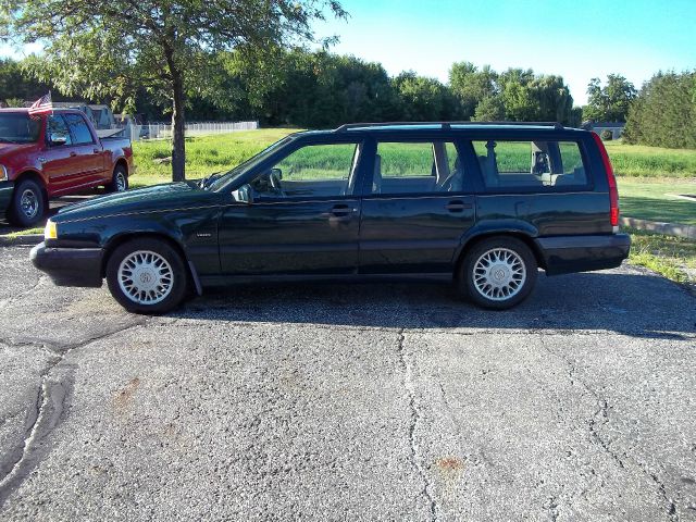 Volvo 850 Series 1994 photo 4