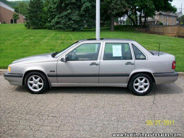 Volvo 850 Series LS Special Value Sedan