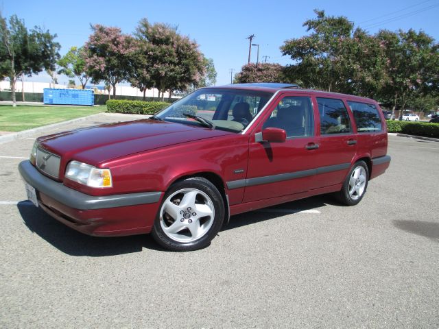 Volvo 850 Series 1995 photo 1