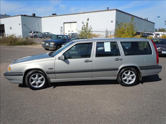 Volvo 850 Series 1995 photo 1