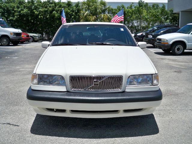 Volvo 850 Series 1996 photo 4