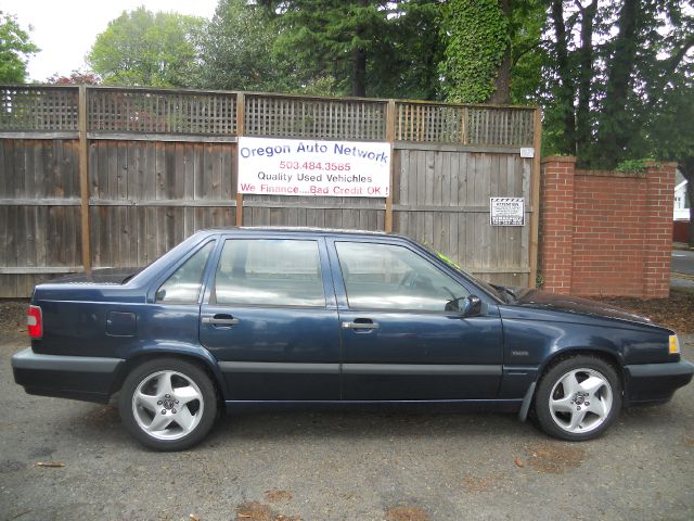 Volvo 850 Series 1996 photo 10