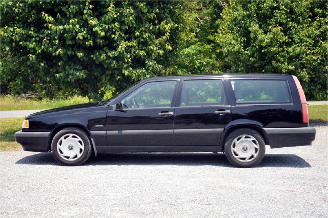 Volvo 850 Series 1996 photo 9
