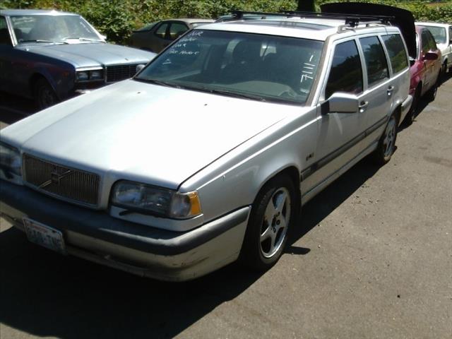 Volvo 850 Series 1997 photo 3