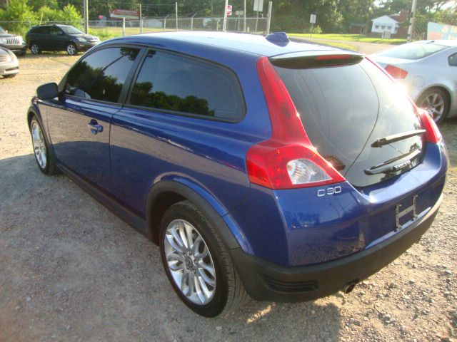 Volvo C30 2008 photo 17