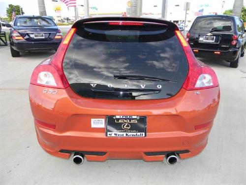 Volvo C30 2011 photo 2