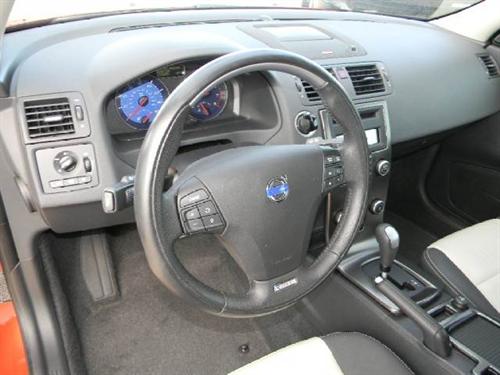 Volvo C30 2011 photo 4