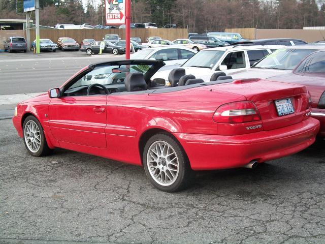 Volvo C70 1999 photo 2