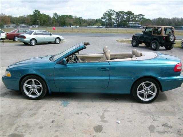 Volvo C70 1999 photo 0