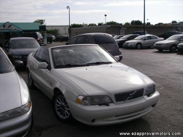 Volvo C70 1999 photo 2