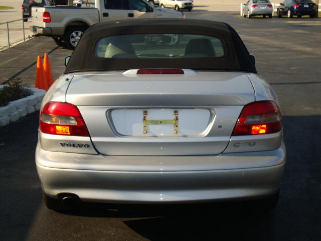 Volvo C70 2000 photo 2