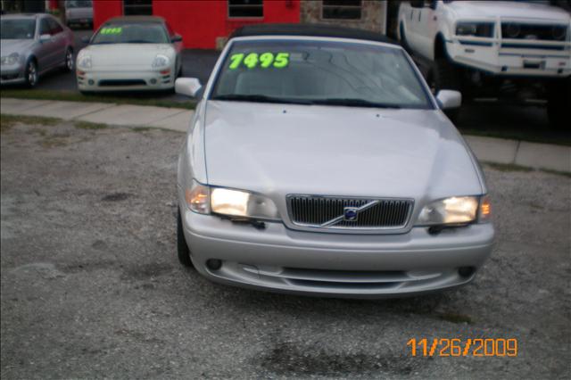 Volvo C70 2000 photo 1