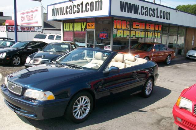 Volvo C70 2000 photo 1