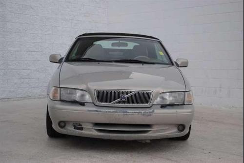 Volvo C70 2000 photo 1