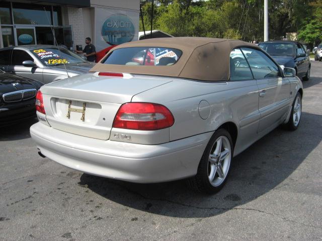 Volvo C70 2000 photo 2