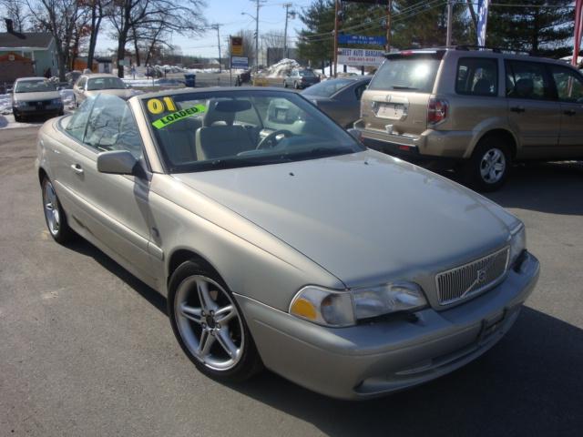 Volvo C70 2001 photo 1