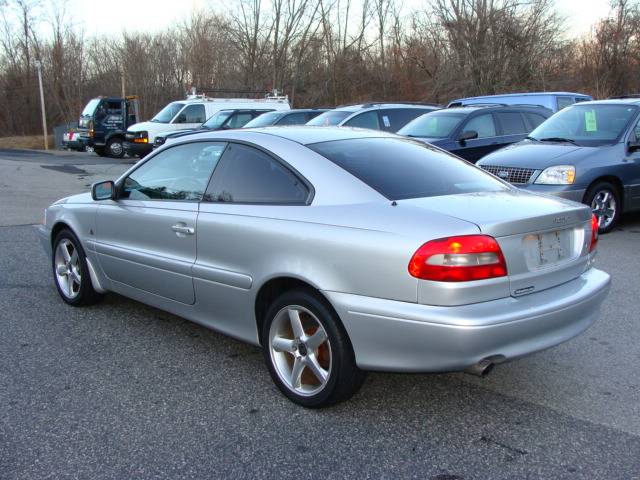 Volvo C70 2002 photo 1