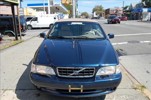 Volvo C70 2002 photo 2