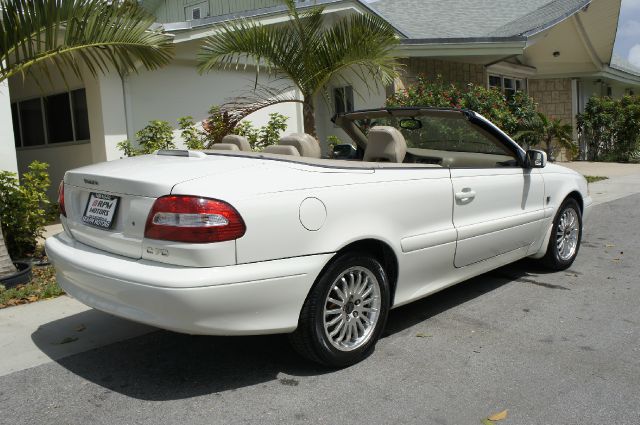 Volvo C70 2003 photo 4