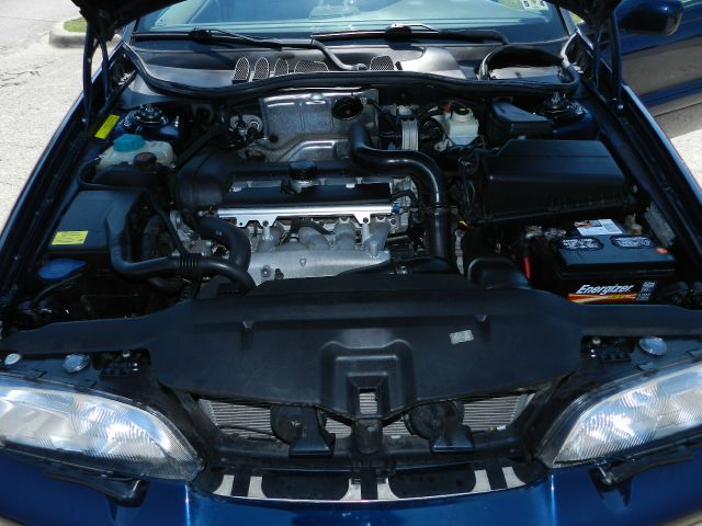 Volvo C70 2004 photo 12