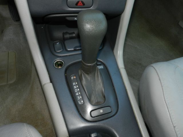 Volvo C70 2004 photo 29