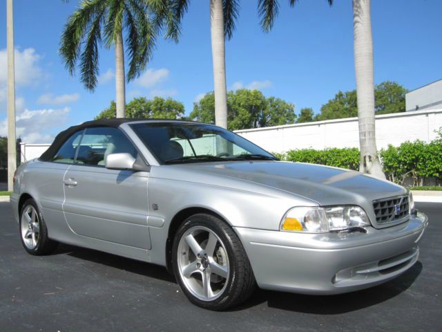 Volvo C70 2004 photo 4