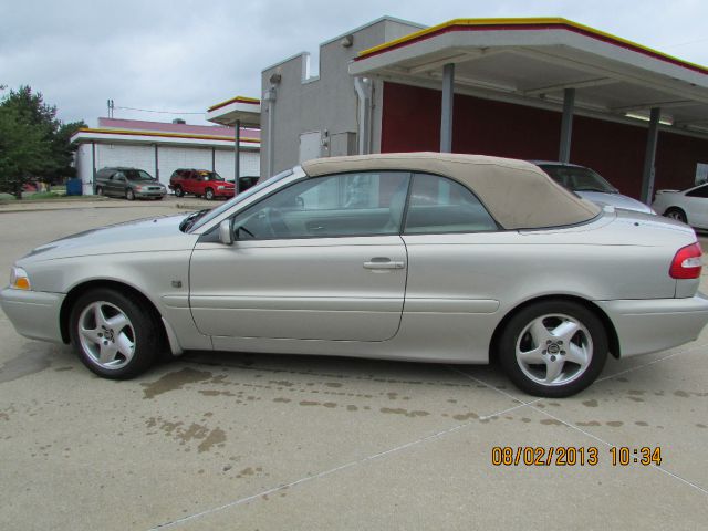 Volvo C70 2004 photo 1