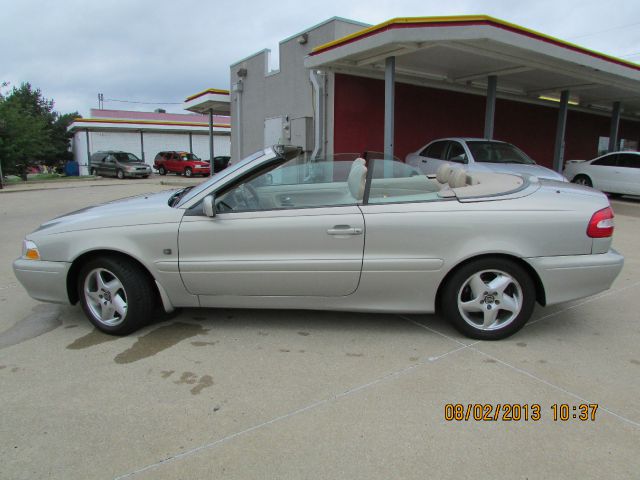 Volvo C70 2004 photo 4