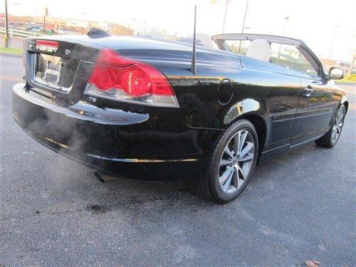 Volvo C70 2010 photo 2