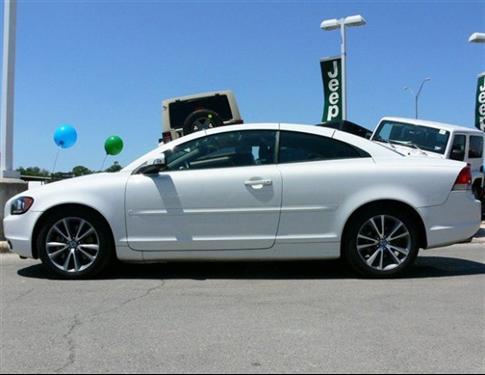 Volvo C70 2010 photo 1