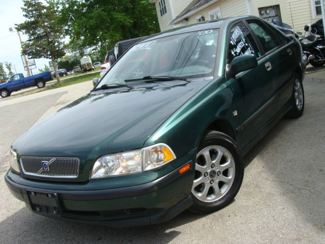 Volvo S40 2000 photo 10